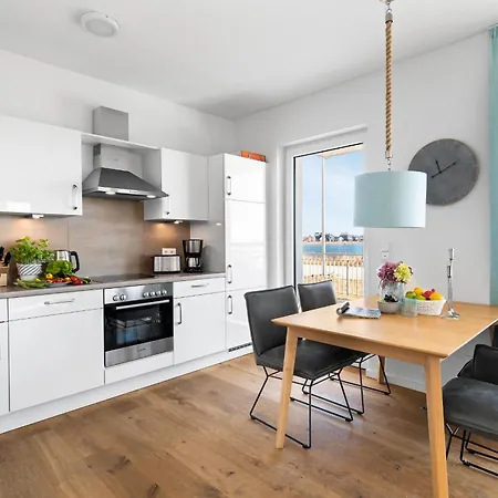 Ocean Terrace- Eg, Ostseeblick, Terrasse, Kamin